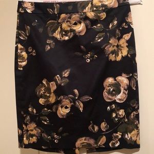 Last chance! Floral pencil skirt.